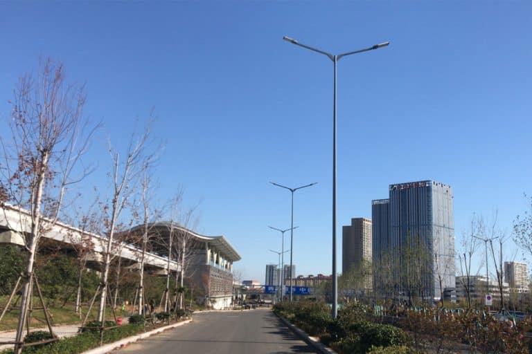 Series H Streetlight Led On The Seaside Urban Road In Qingdao of China