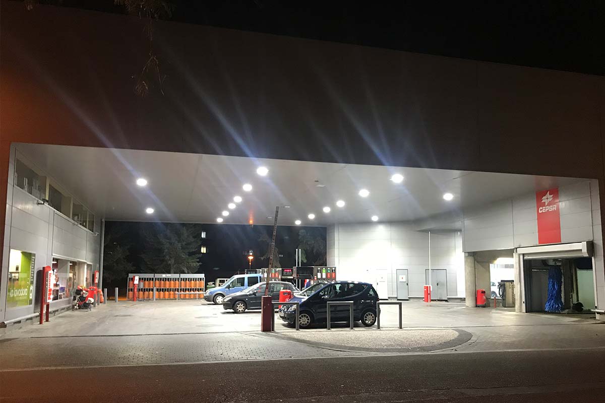 led canopy lights for petrol station