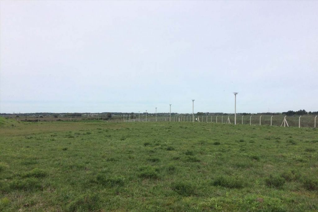 solar street light with battery and panel in Uruguay