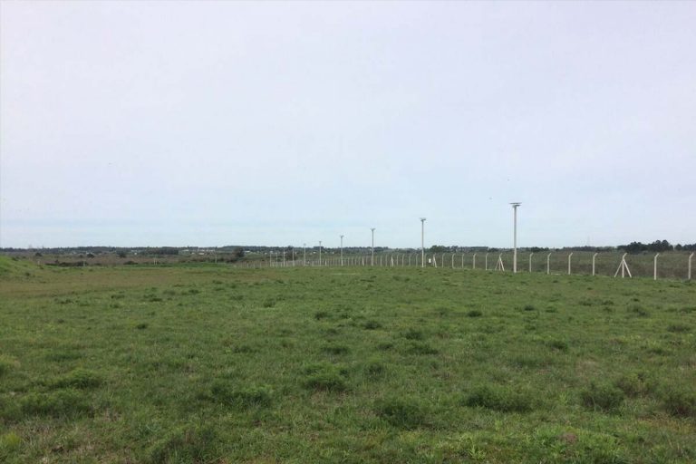 Series H solar street light with battery and panel for perimetral fence security of air force airport in Uruguay