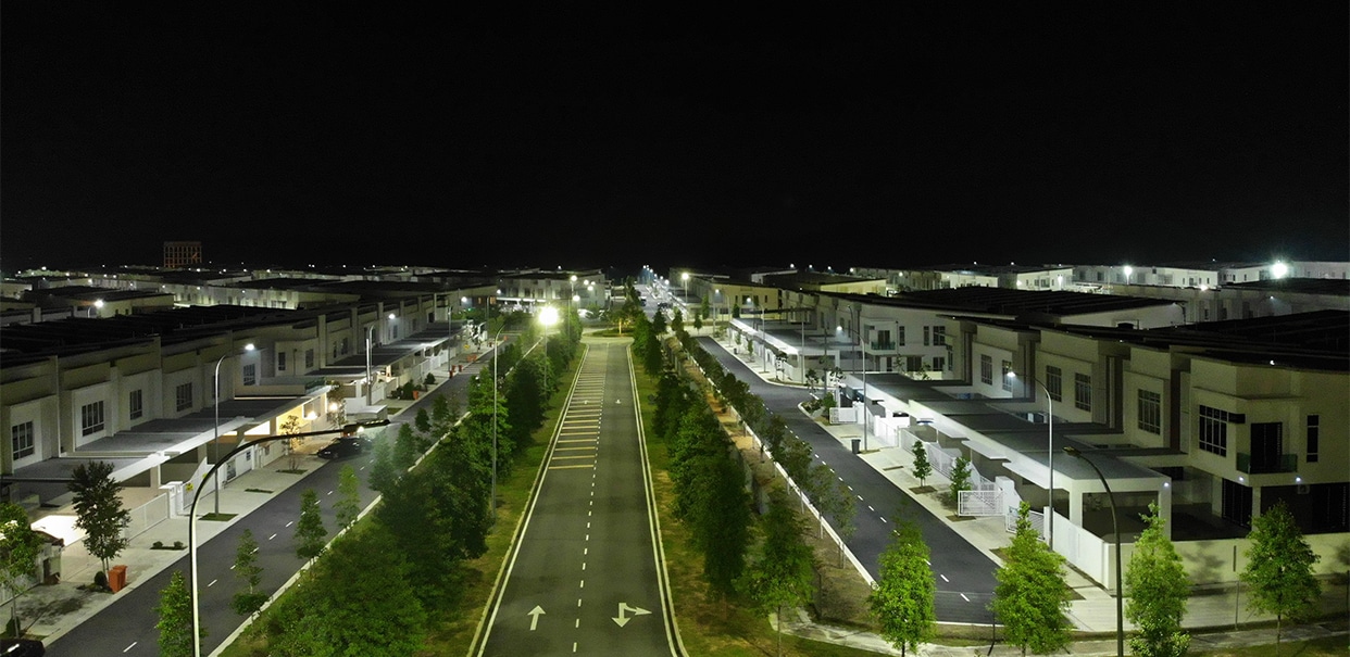 Smart street lighting system Zigbee and LoRa ZGSM