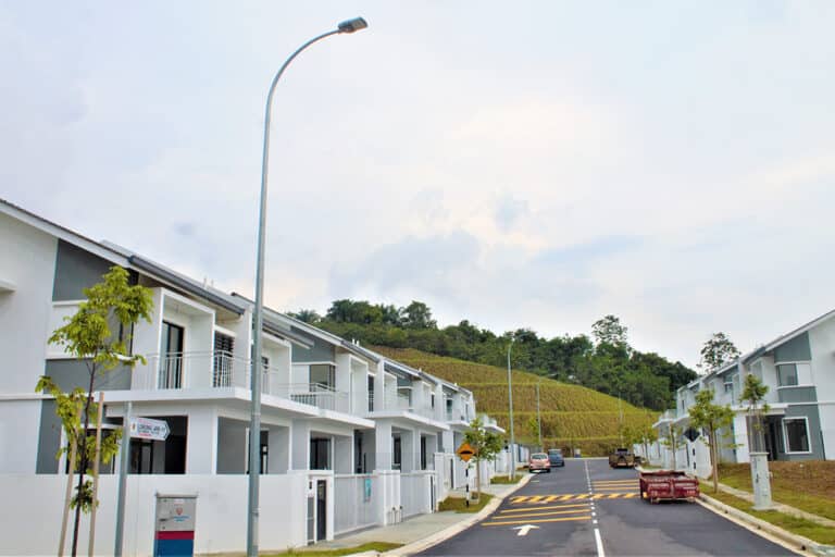 Series H city street lighting in Garden hills residences