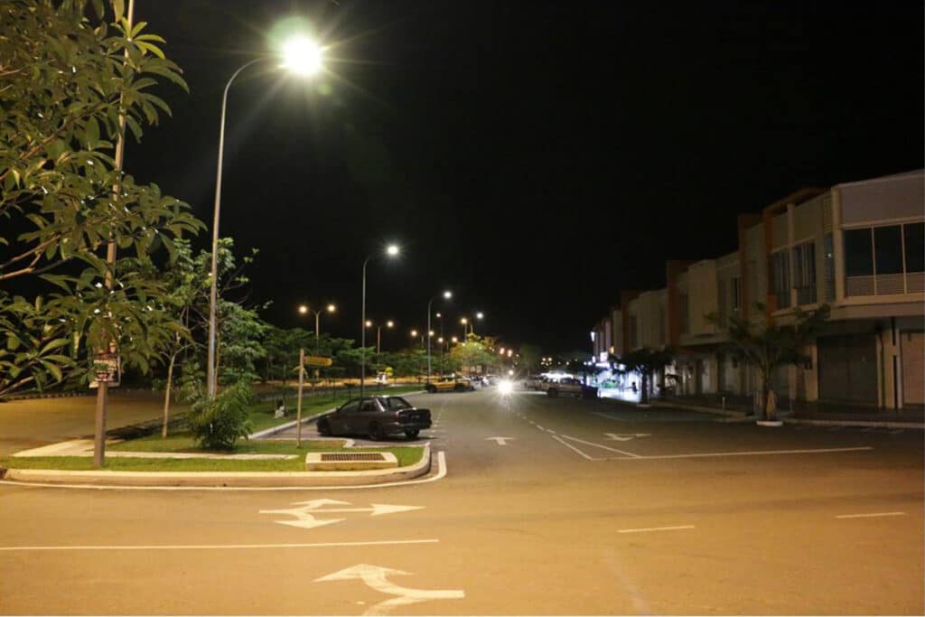 LED parking lot lights 1
