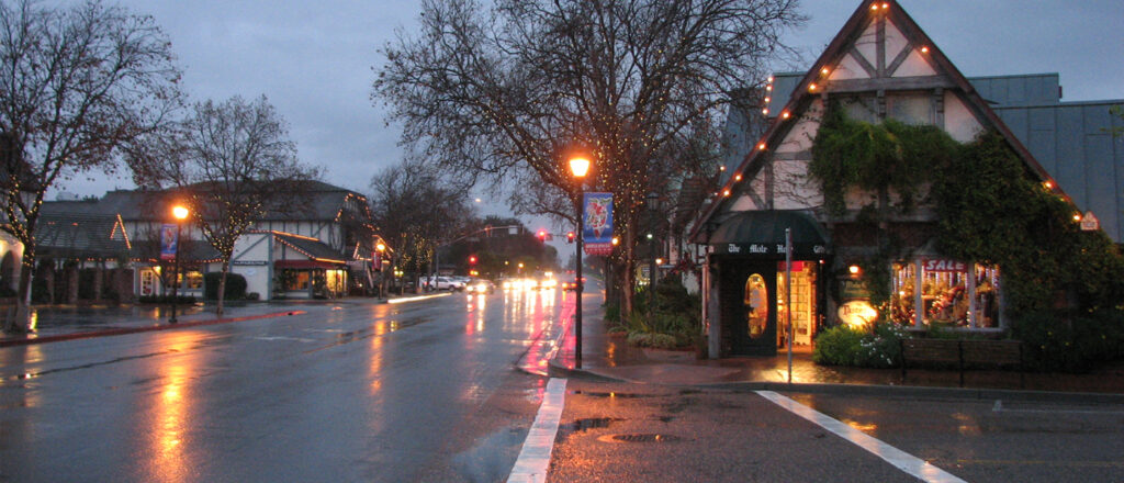 Uniformity lighting in dry and wet roadway
