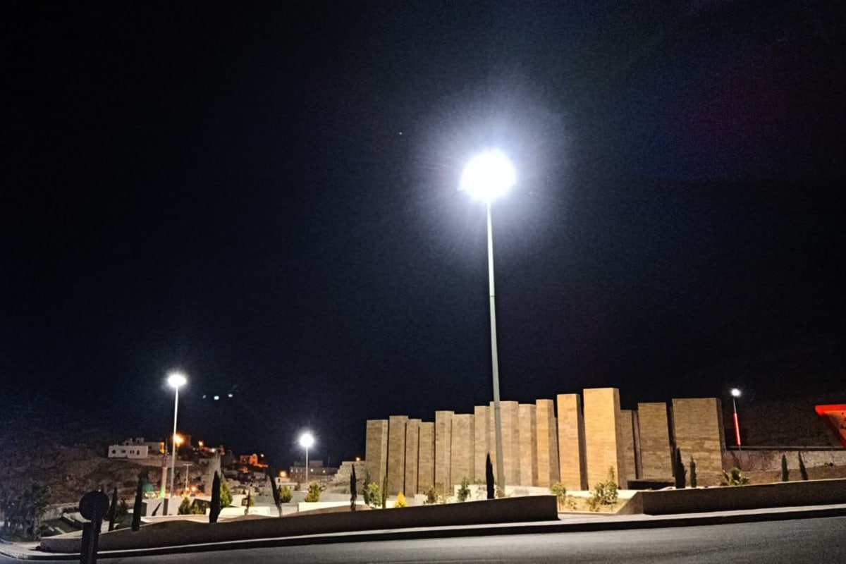 LED Floodlighting at the Jordanian Bazaar-2