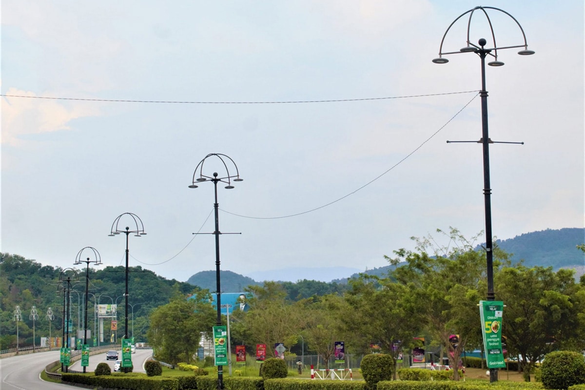 Pendant Street Light Solution