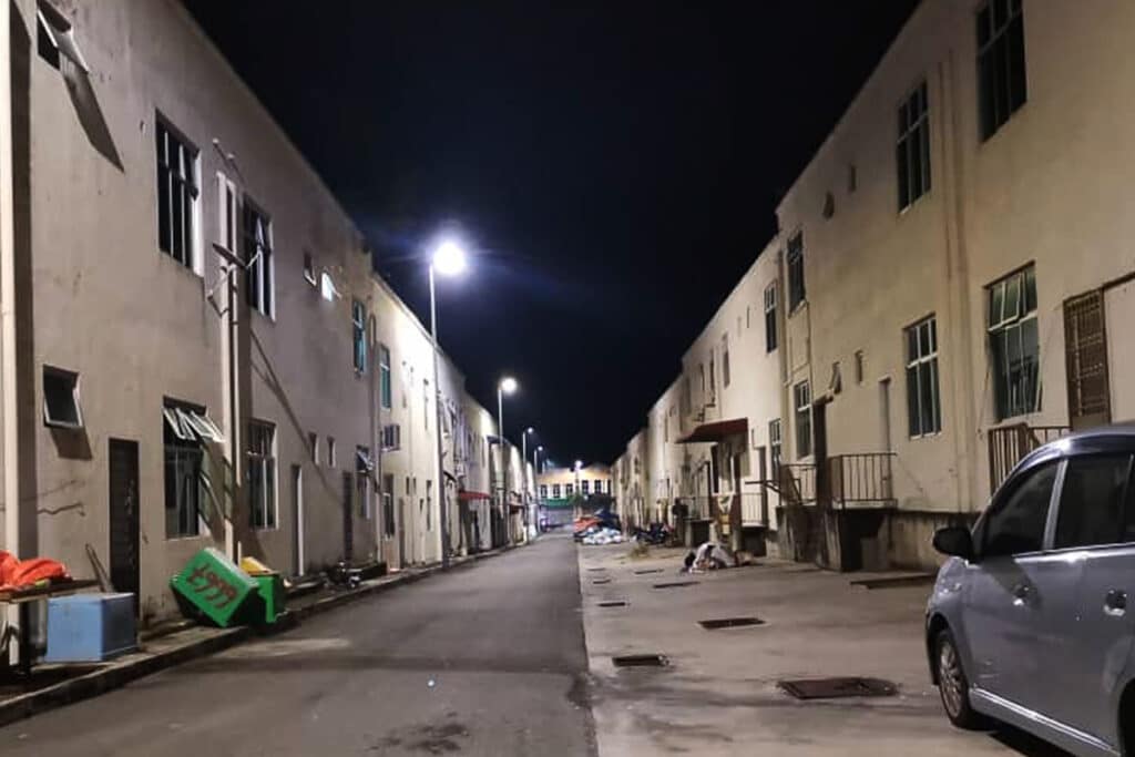 SIRIM certified LED commercial parking lot lights for Malaysian projects