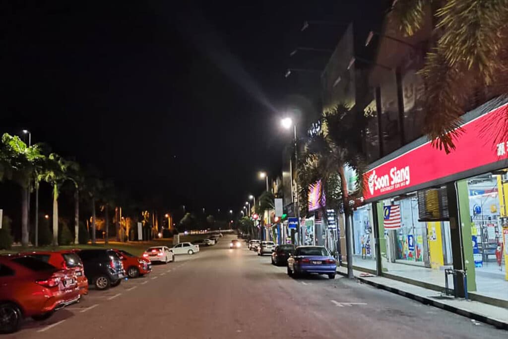 ZGSM K Series LED commercial parking lot lights with Type III lens